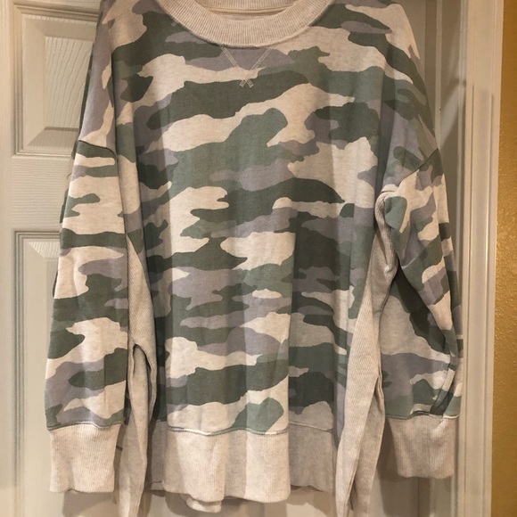 Aerie Sweatshirt - Picture 1 of 2